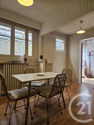 Maison à vendre  8 pièces - 120,22 m 2   ISSY LES MOULINEAUX  - 92