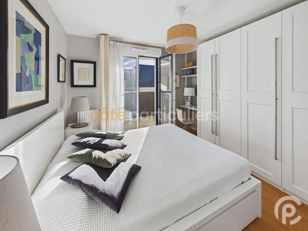 Vente
                Appartement64 m² - 3 Pièces -
                    CLAMART (92140)