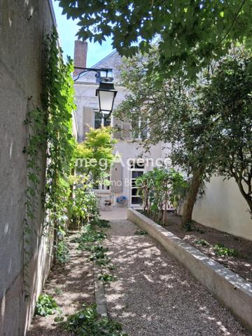 Maison à SENS, 89100 - 7 pièces 200m²