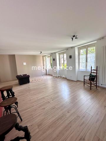 Maison à SENS, 89100 - 7 pièces 200m²