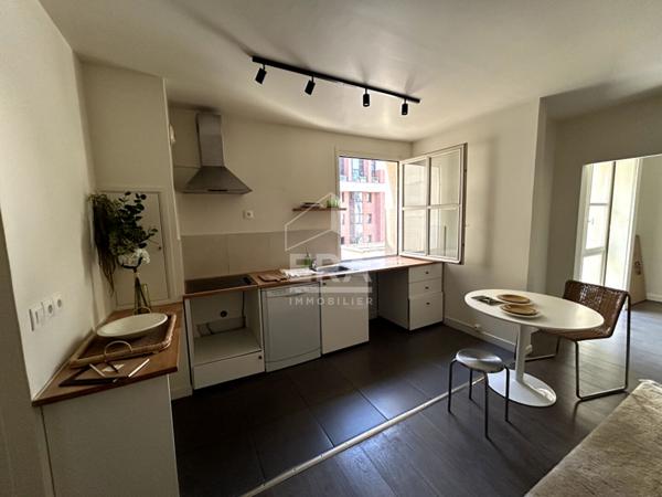 LE MARAIS | APPARTEMENT 2 PIÈCES DE 43,77 m² AVEC ASCENSEUR