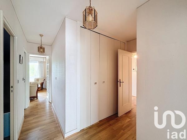 Appartement 4 pièces de 78 m² à Rueil-Malmaison (92500)