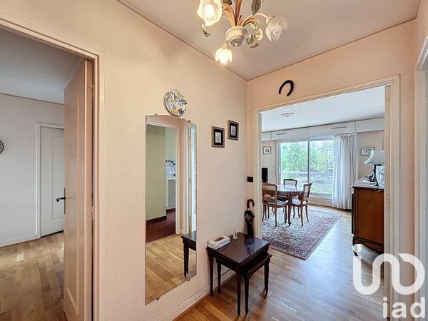 Appartement 4 pièces de 78 m² à Rueil-Malmaison (92500)