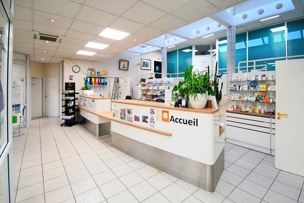 CLINIQUE VÉTÉRINAIRE DE 300 M² SUR TERRAIN DE 1 194 M² – LONGWY