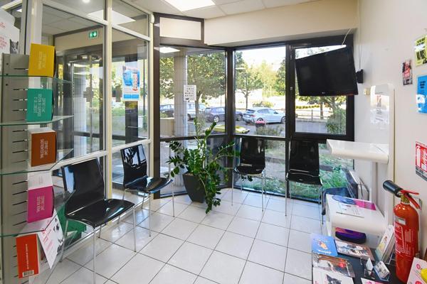 CLINIQUE VÉTÉRINAIRE DE 300 M² SUR TERRAIN DE 1 194 M² – LONGWY