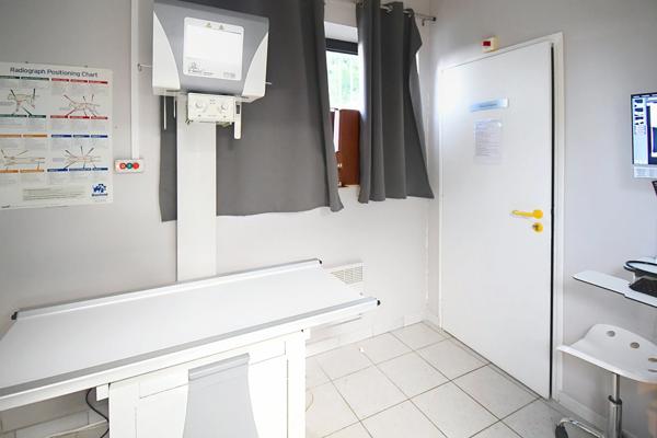 CLINIQUE VÉTÉRINAIRE DE 300 M² SUR TERRAIN DE 1 194 M² – LONGWY