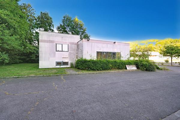 CLINIQUE VÉTÉRINAIRE DE 300 M² SUR TERRAIN DE 1 194 M² – LONGWY