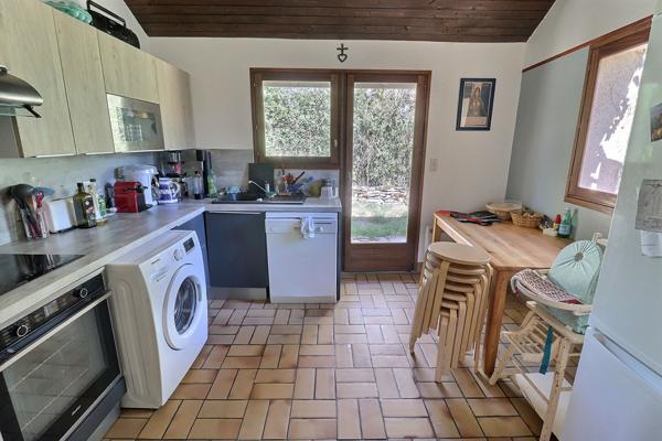 Maison à vendre à Villeneuve - 6 chambres, piscine, grand terrain
