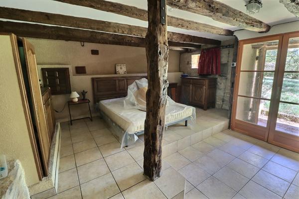 Maison à vendre à Villeneuve - 6 chambres, piscine, grand terrain