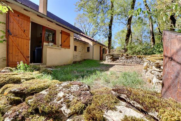 Maison à vendre à Villeneuve - 6 chambres, piscine, grand terrain