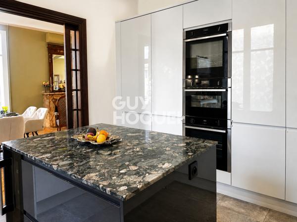 Carcassonne – Appartement de standing 135 m² – 2 chambres – ascenseur – terrasse panoramique