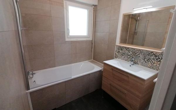 Maison à louer    4 pièces •  Poitiers