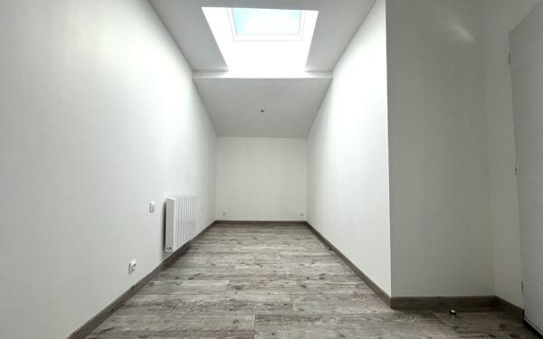 Maison à vendre    5 pièces •  Saint-Maurice-de-Gourdans