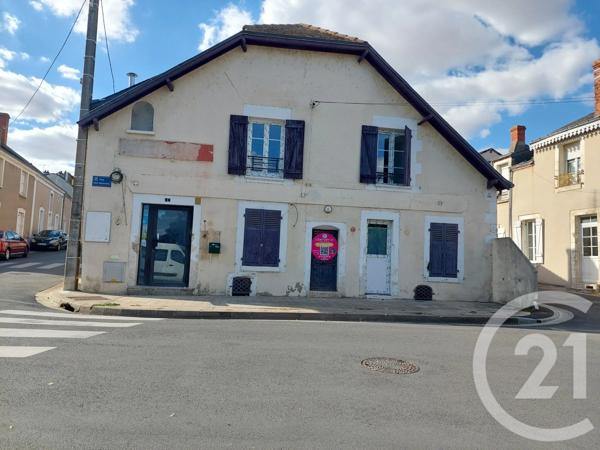 Maison à vendre  12 pièces - 212,22 m 2   ISSOUDUN  - 36