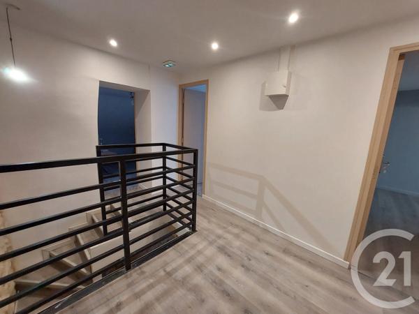 Maison à vendre  12 pièces - 212,22 m 2   ISSOUDUN  - 36