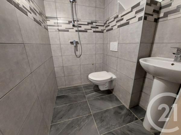 Maison à vendre  12 pièces - 212,22 m 2   ISSOUDUN  - 36