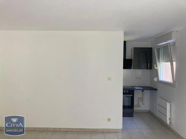 Appartement à louer 2 pièces 55.63m²