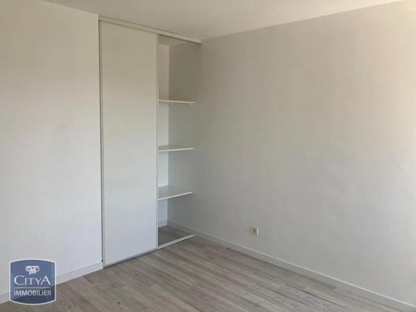 Appartement à louer 2 pièces 55.63m²