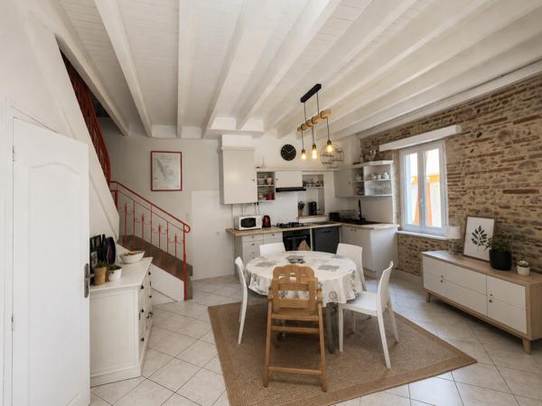 Maison 4 pièce(s) 2 chambre(s) 91 m²