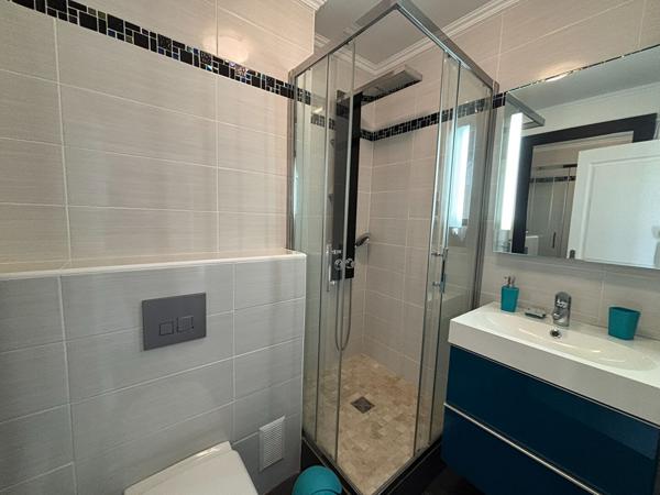 Studio Bourges avec loggia à deux pas du centre ville !