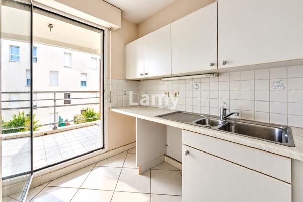 Parking + appartement