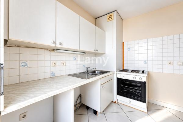 Parking + appartement