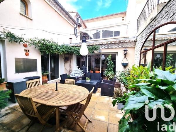 Maison à vendre 7 pièces 208 m² Aigues-Mortes