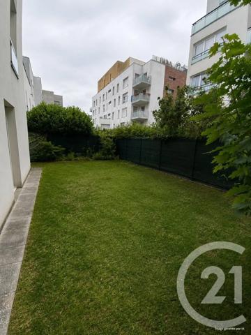 Appartement F3 à vendre  3 pièces - 65,45 m 2   LA PLAINE ST DENIS  - 93