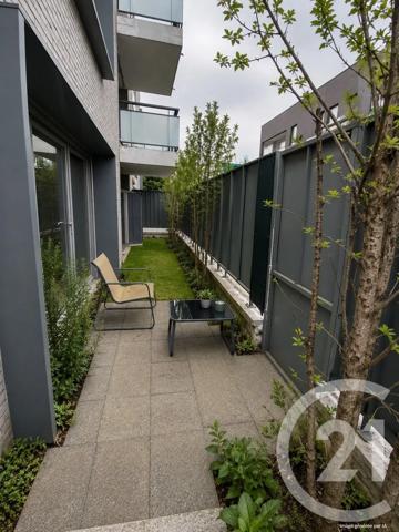 Appartement F3 à vendre  3 pièces - 65,45 m 2   LA PLAINE ST DENIS  - 93