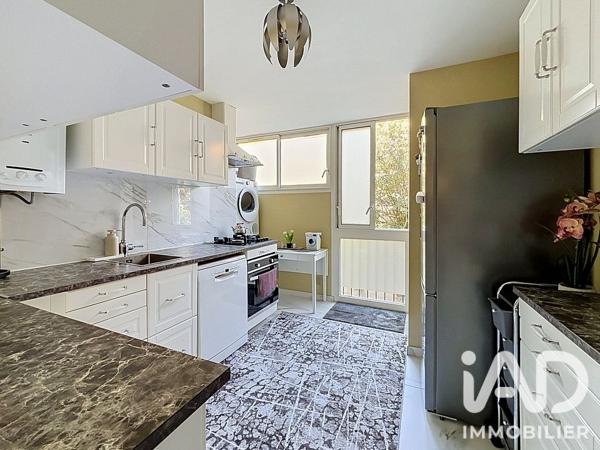 Appartement à vendre 4 pièces 70 m² Marseille 11