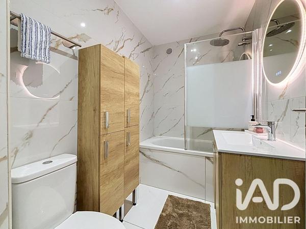 Appartement à vendre 4 pièces 70 m² Marseille 11