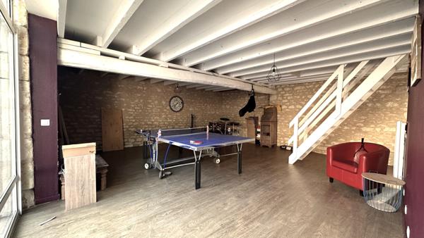 Propriété atypique et exceptionnelle 294 m2