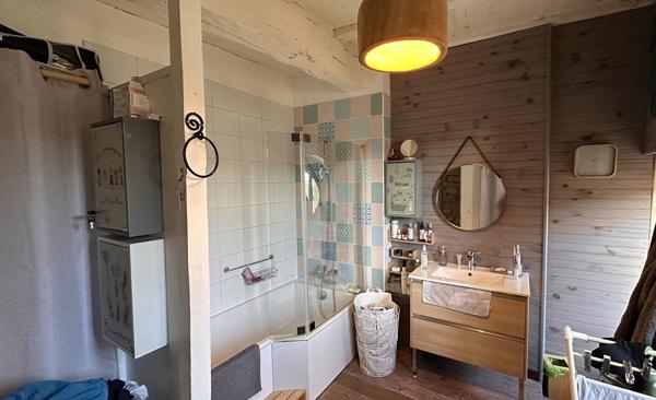 Propriété atypique et exceptionnelle 294 m2