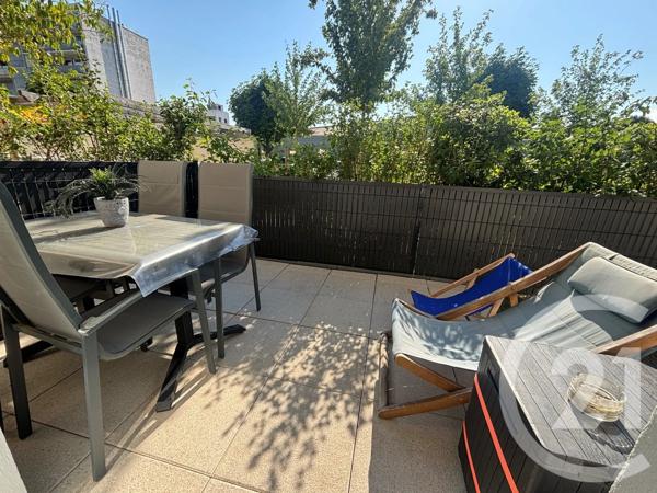 Appartement F3 à vendre  3 pièces - 59,50 m 2   LE BOURGET  - 93