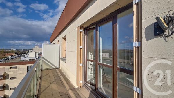 Appartement F3 à vendre  3 pièces - 59,50 m 2   LE BOURGET  - 93