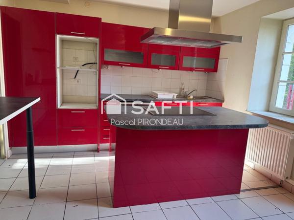 Ancien presbytère rénové de 245m2 - Gizeux
