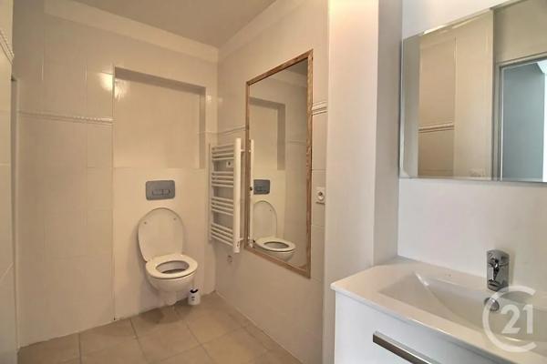 Maison à vendre  4 pièces - 130 m 2   ROSNY SOUS BOIS  - 93