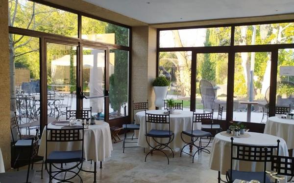 Maison à vendre    5 pièces •  Sorgues