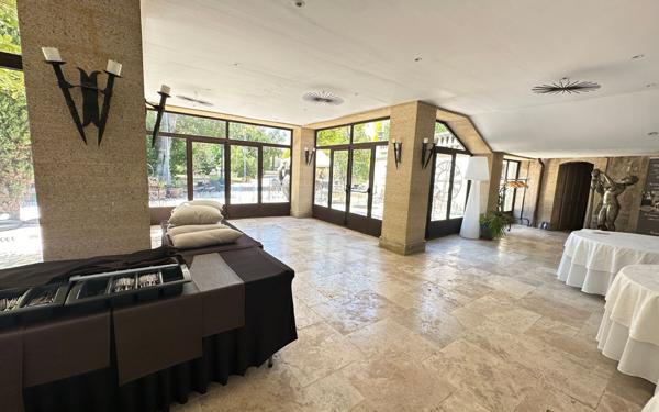 Maison à vendre    5 pièces •  Sorgues