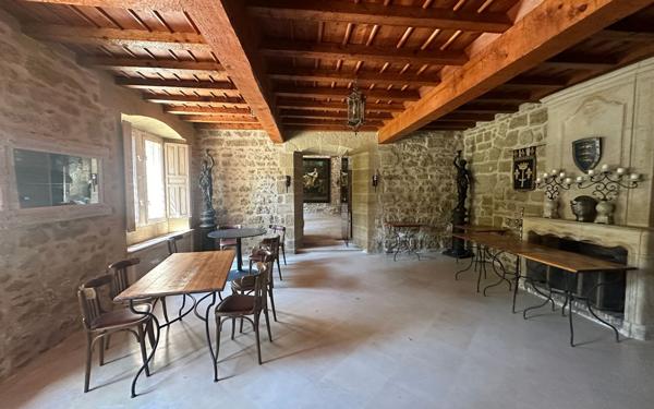 Maison à vendre    5 pièces •  Sorgues