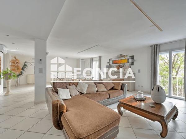 À vendre Maison 5 pièces 210 m² - Fabrègues 34690