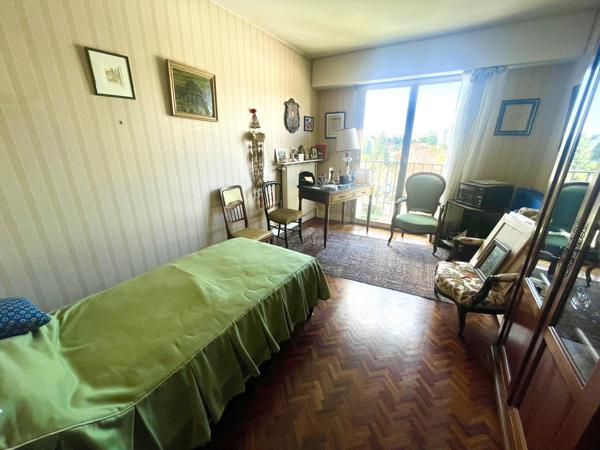 Appartement 4 pièces - 111 m² Exclusivité efficity