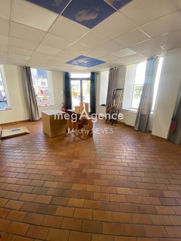 Immeuble à FREVENT, 62270 - 7 pièces 250m²