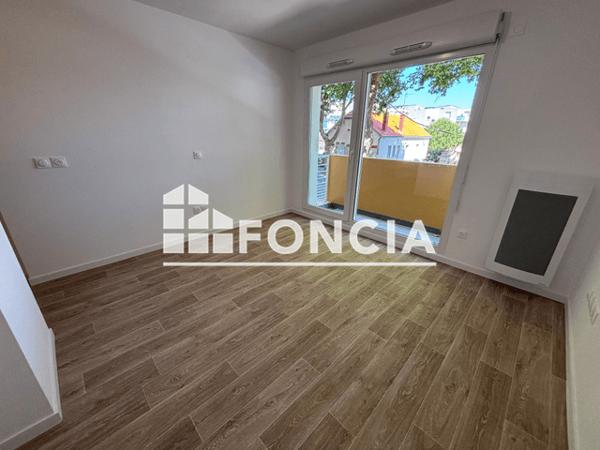 Location Studio 22.68 m² - 86-90 BOULEVARD JEAN JAURES Joue-les-tours 37300