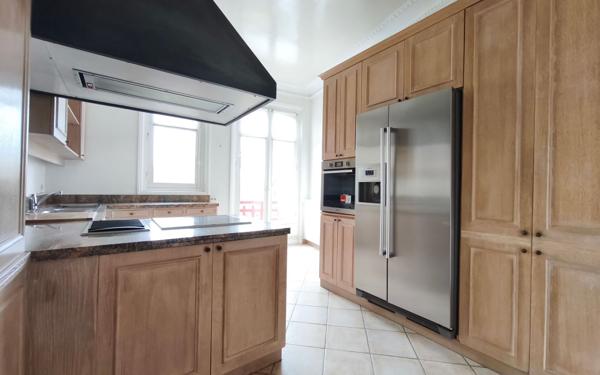 Appartement à louer    5 pièces •  Compiègne