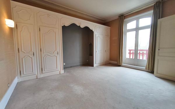 Appartement à louer    5 pièces •  Compiègne