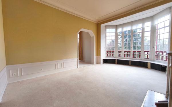 Appartement à louer    5 pièces •  Compiègne