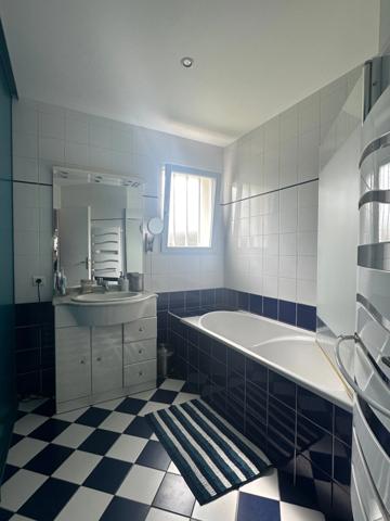 Exclusivité - NESMY - Maison 4 chambres 129 m², 931 m² jardin clos