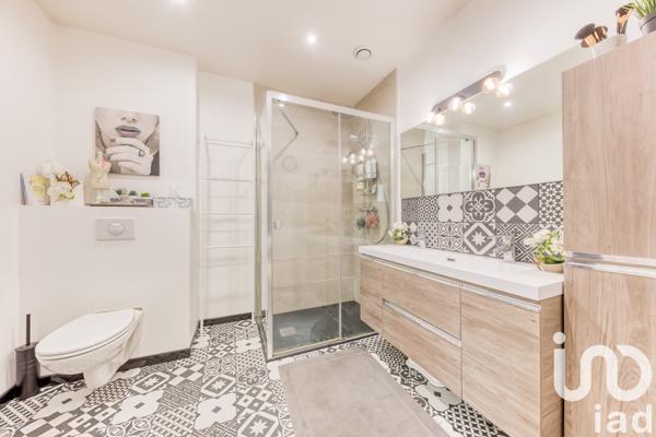 Maison à vendre 6 pièces 126 m² Lésigny