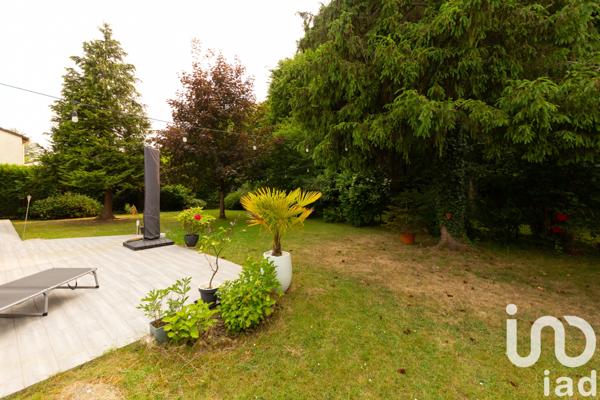 Maison à vendre 6 pièces 126 m² Lésigny